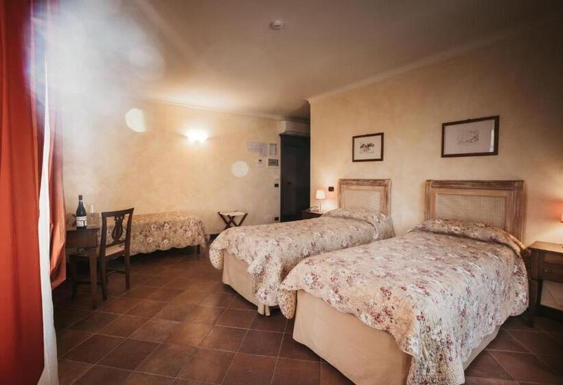 اتاق استاندارد سه نفره, Agriturismo Tenuta La Romana