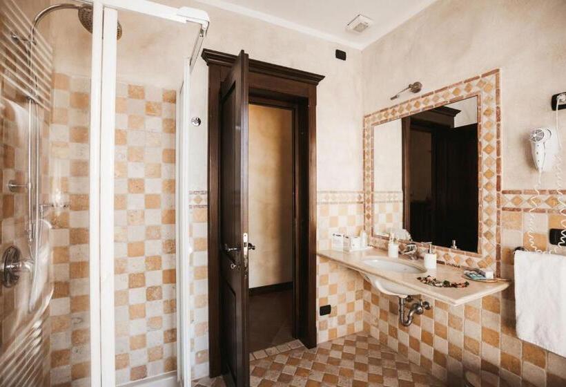 سوییت جونیور با بالکن, Agriturismo Tenuta La Romana