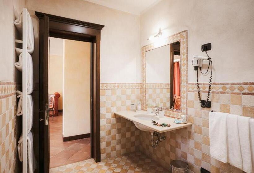 سوییت جونیور لوکس, Agriturismo Tenuta La Romana
