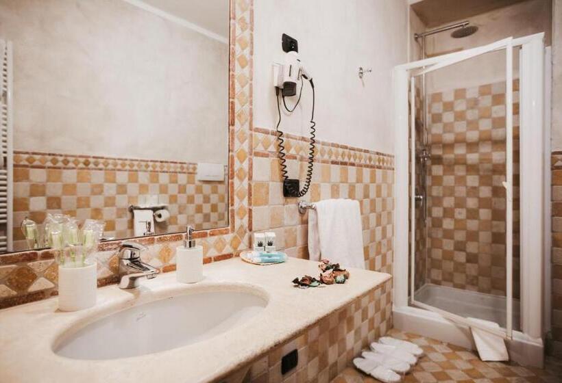 سوییت جونیور لوکس, Agriturismo Tenuta La Romana