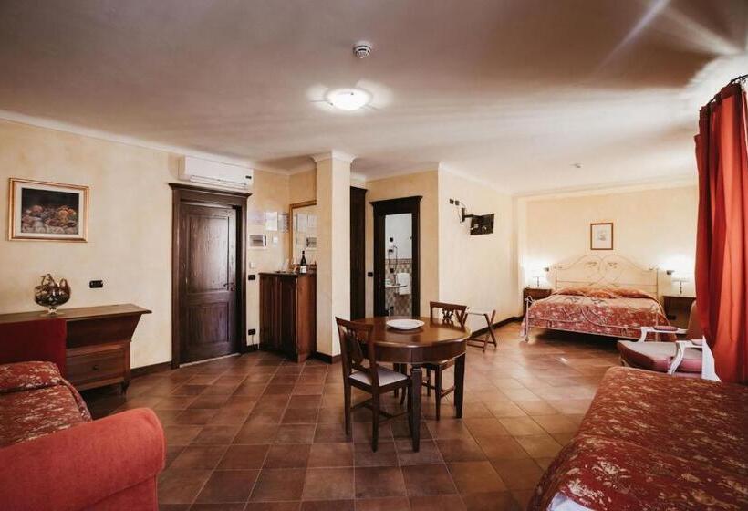 سوییت جونیور لوکس, Agriturismo Tenuta La Romana