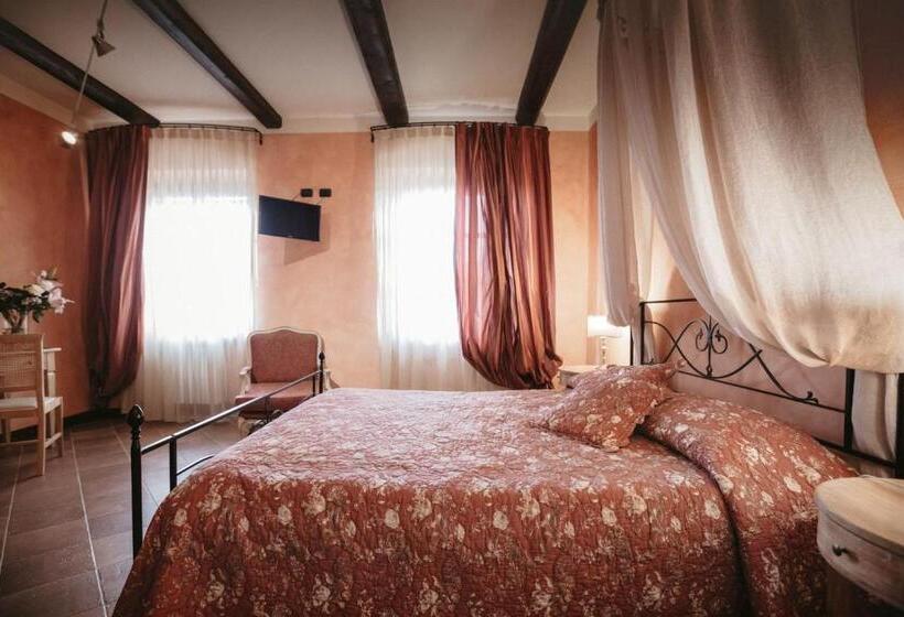 اتاق لوکس, Agriturismo Tenuta La Romana