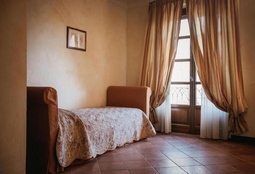 سوییت جونیور با بالکن, Agriturismo Tenuta La Romana
