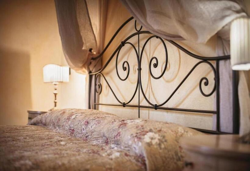 سوییت جونیور با بالکن, Agriturismo Tenuta La Romana