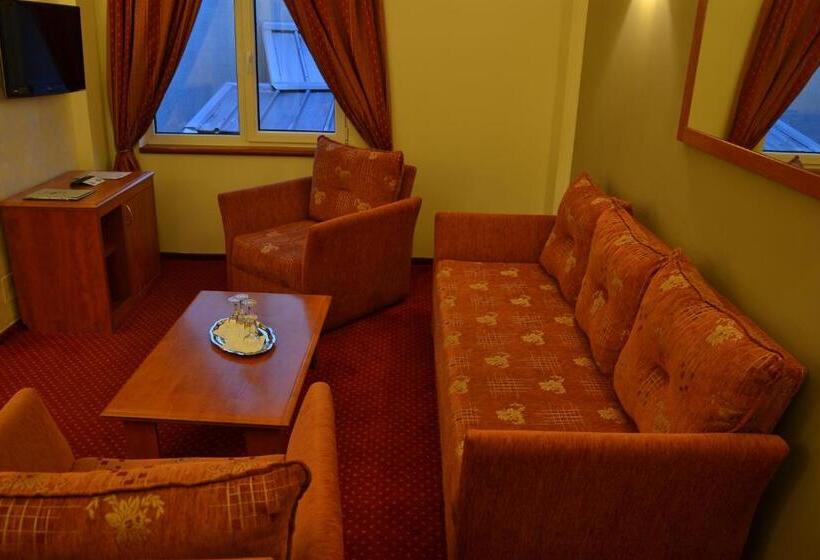 带大床的套房, Best Western Plus Lido