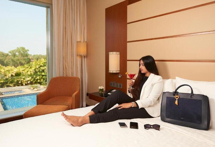 Номер Deluxe, Courtyard By Marriott Kochi Airport