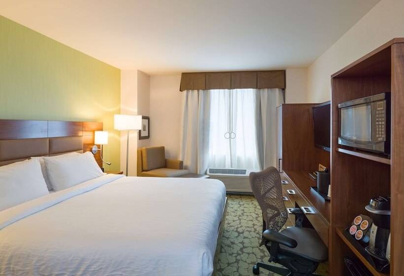 Номер Премиум, Hilton Garden Inn New York/manhattanmidtown East