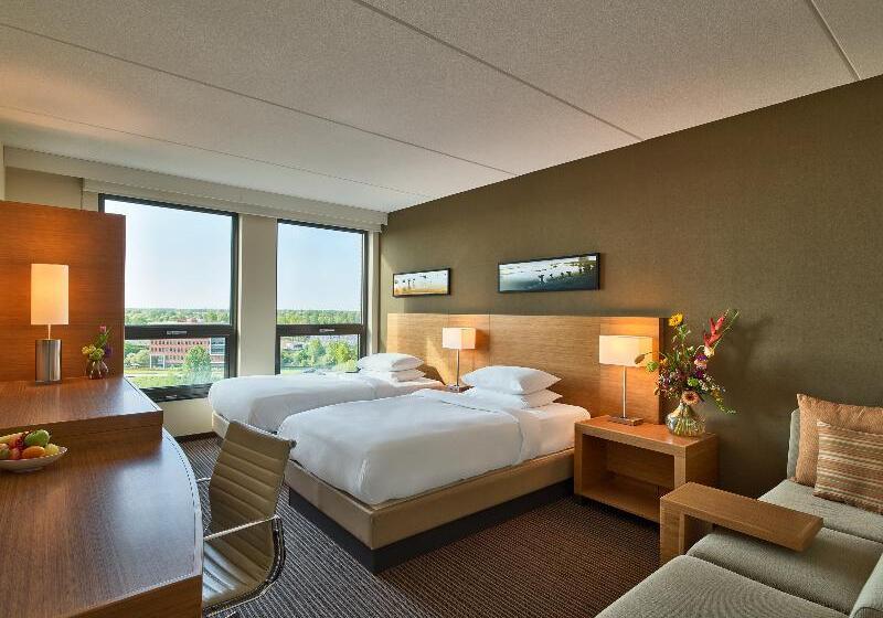 Номер Стандарт, Hyatt Place Amsterdam Airport