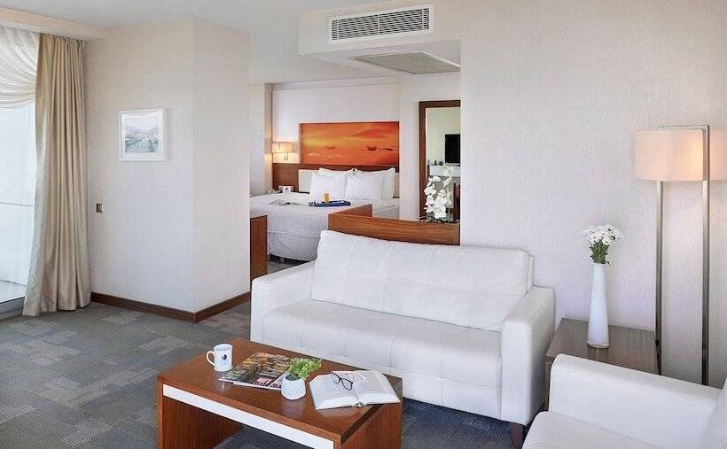 سوییت, Kordon Hotel Pasaport