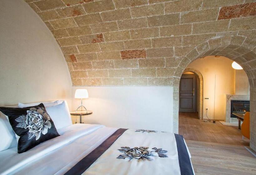 Люкс Superior, Moni Emvasis Luxury Suites