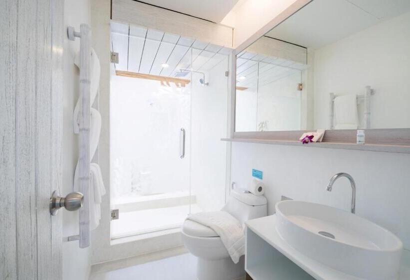 Бунгало Deluxe, Ocean Breeze Resort Khaolak