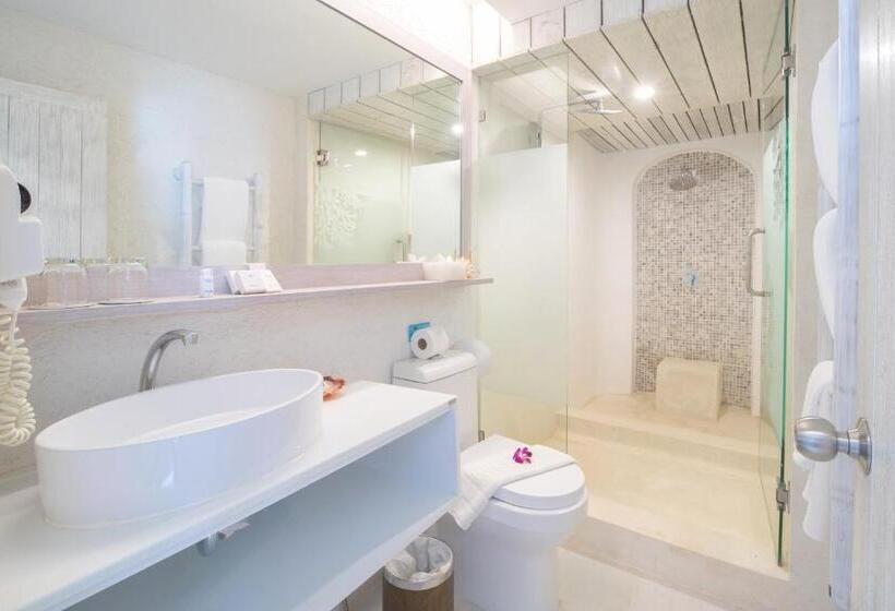 Villa 1 Quarto, Ocean Breeze Resort Khaolak