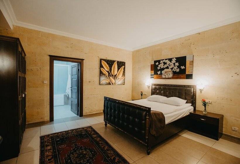 Люкс Повышенной Комфортности, Royal Stone Houses  Goreme