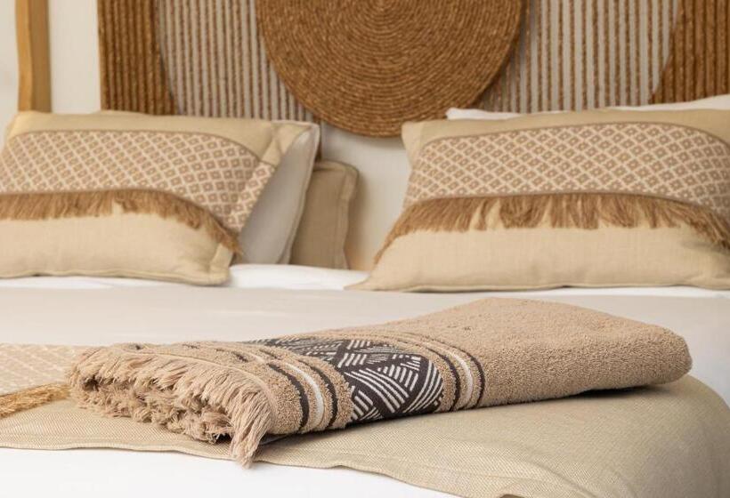 片側に海が見えるデラックスルーム, Cabana Blu Hotel & Suites