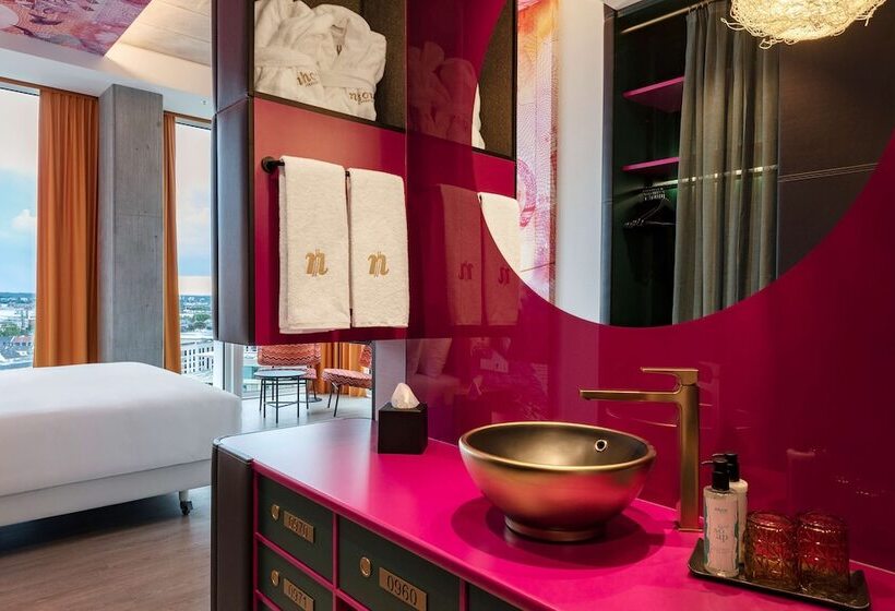 سوییت جونیور, Nhow Frankfurt