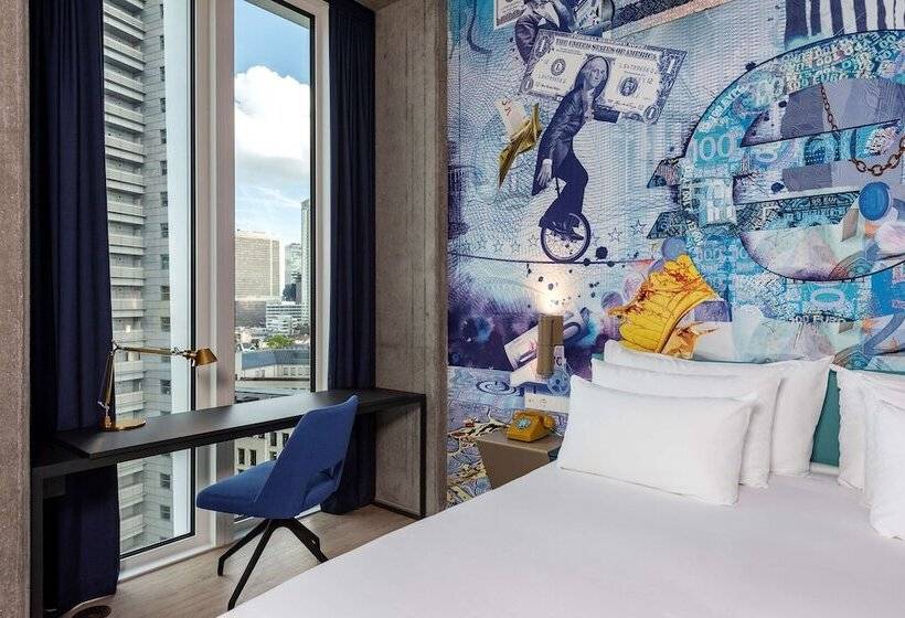 Premium room with view, Nhow Frankfurt