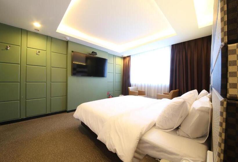 Номер Deluxe, Moonbay