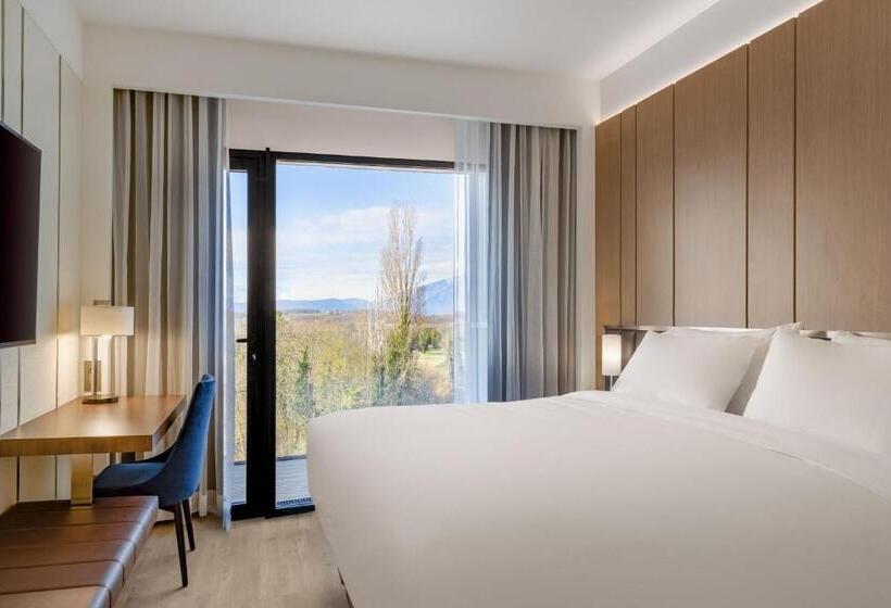 Стандартный Номер Кровать Кинг, Ac Hotel By Marriott Saint Julien En Genevois