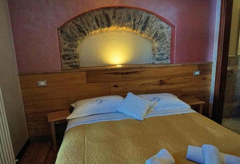 Номер Стандарт Вид на Горы, Pensione Albergo Diffuso Ceaglio Valle Maira
