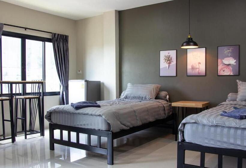 اتاق پرمیوم, Is Am Are Stay Boutique