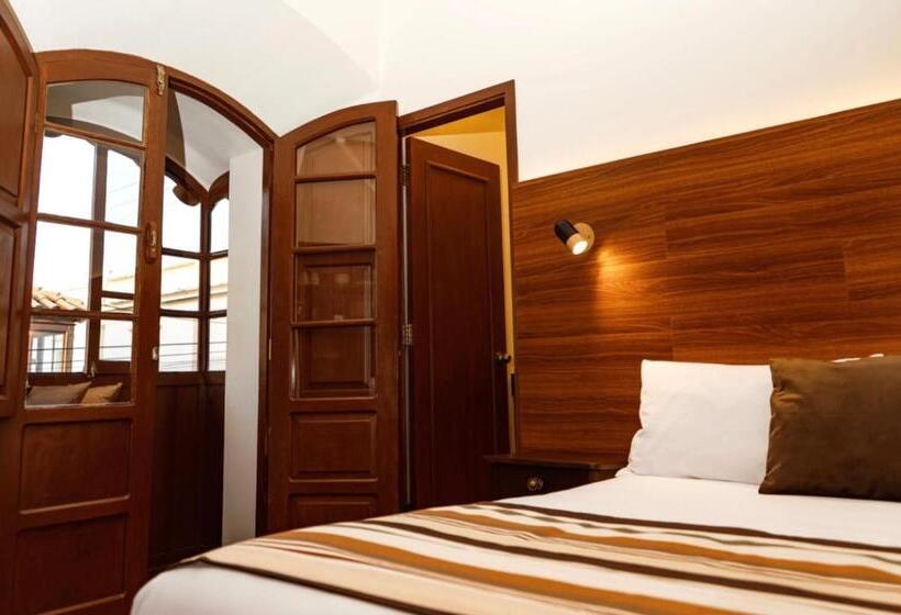 اتاق استاندارد یک نفره, San Juan Suites