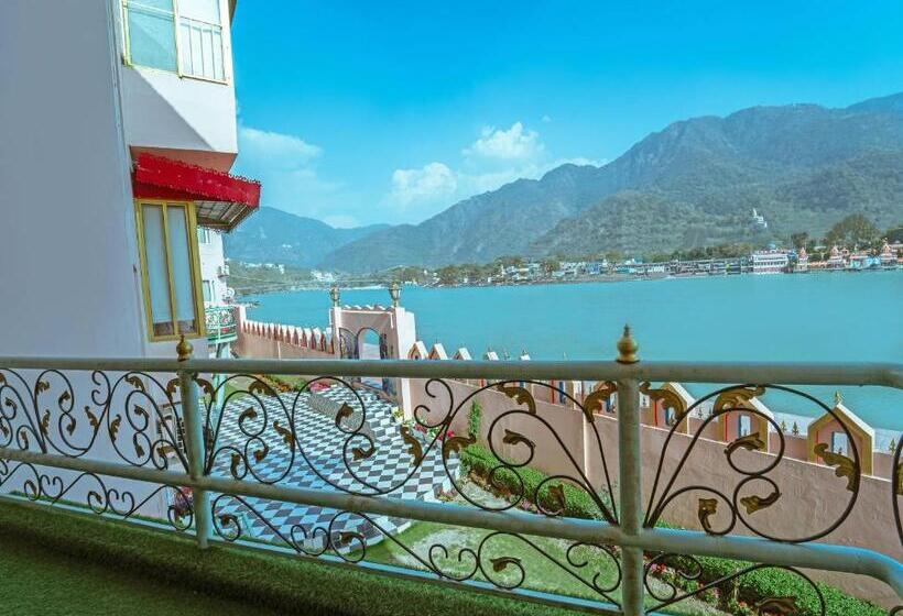 جناح, The Neeraj Ganga Heritage Palace