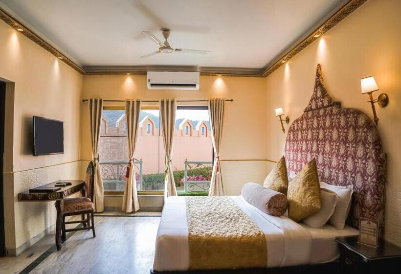 غرفة عائلية مطلّة علي الحديقة, The Neeraj Ganga Heritage Palace