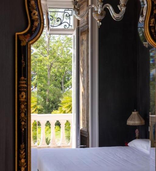 سوییت جونیور با چشم‌انداز دریا, Villa De Cillis Carafa
