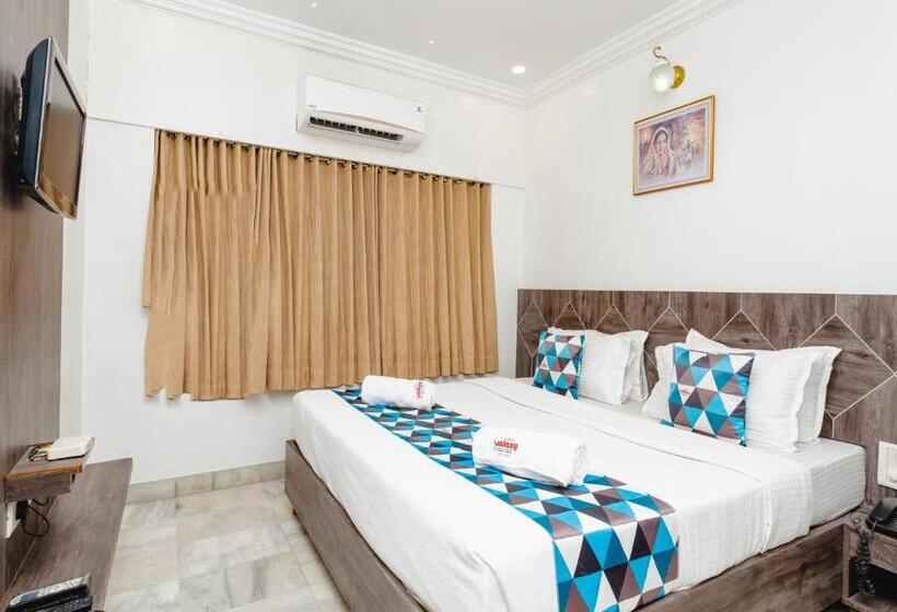 اتاق لوکس, Galaxy Opp Surat Railway Station