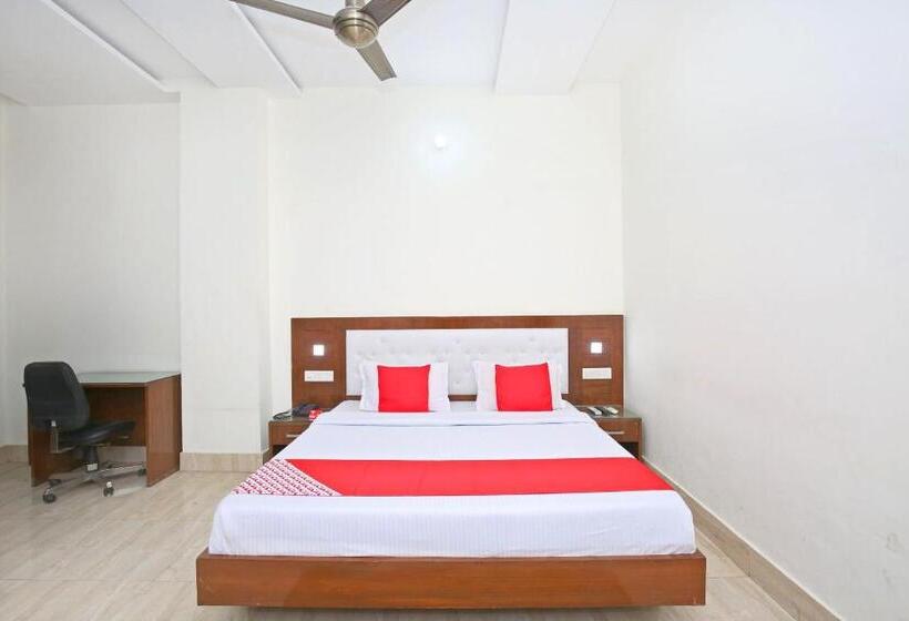 디럭스 룸, Oyo 12766 Nimantran Resort
