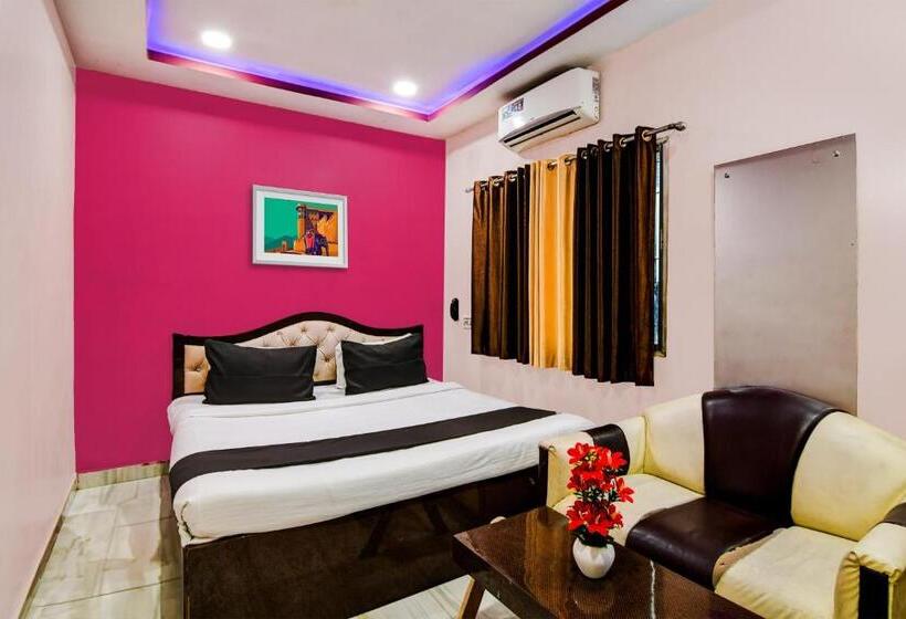 Номер Стандарт, O Padmavati Projects Pvt Ltd Near Netaji Subhash Chandra Bose International Airport