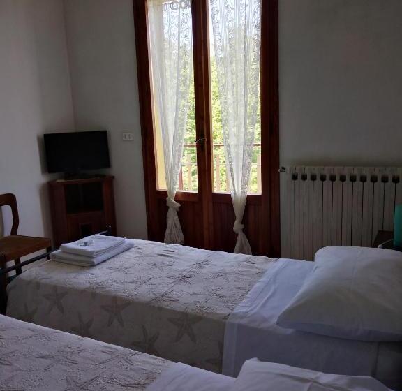 Quarto Estandar Banheiro Compartilhado, Appartamento Degli Dei