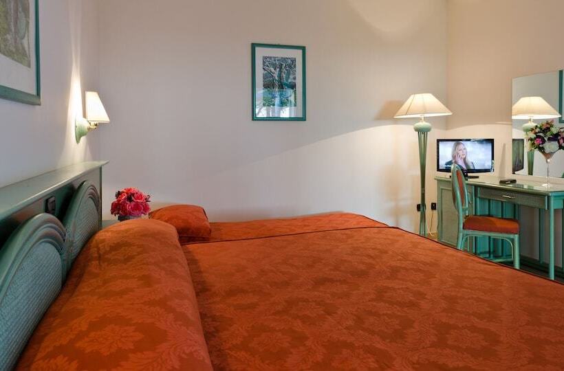 اتاق استاندارد سه نفره, Agriturismo Al Parco Lecce