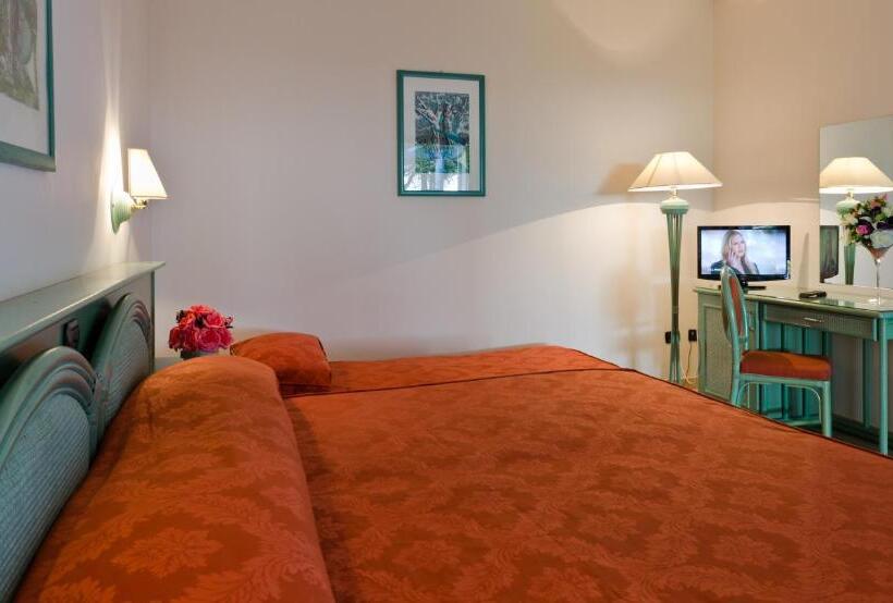 اتاق استاندارد سه نفره, Agriturismo Al Parco Lecce