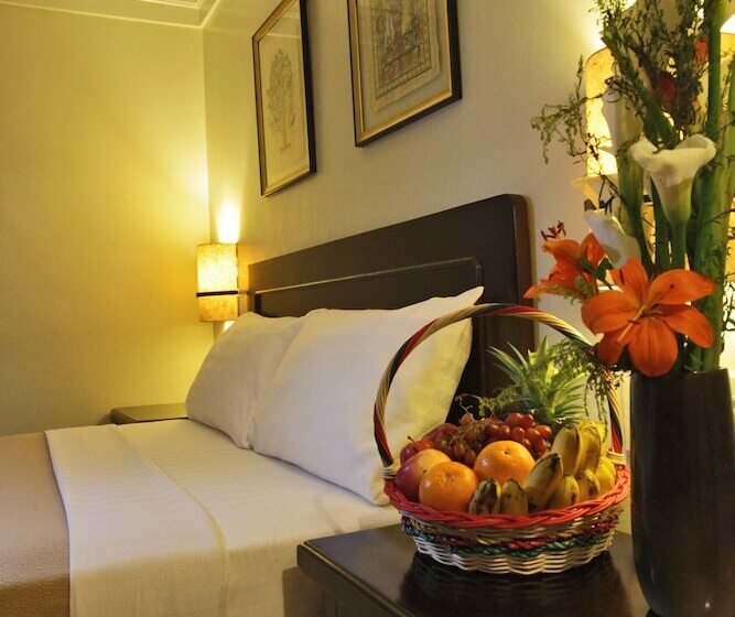 Quarto Deluxe Individual, Fersal Hotel Malakas, Quezon City
