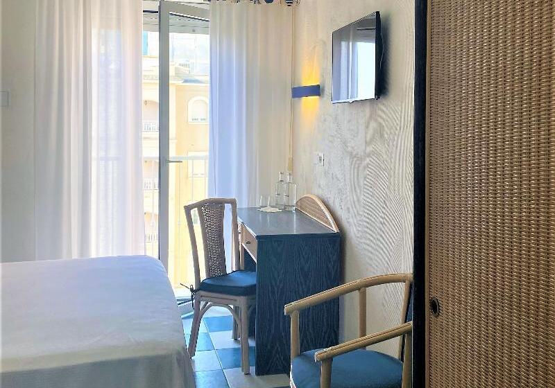 اتاق استاندارد, Luxor Cattolica Beach