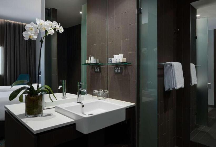 اتاق لوکس با تخت بزرگ, Rydges Sydney Airport