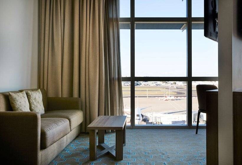 سوییت لوکس, Rydges Sydney Airport