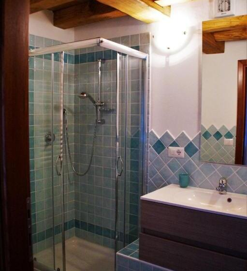 Standard room with outdoor bath, B&b Piazza Di L Ara