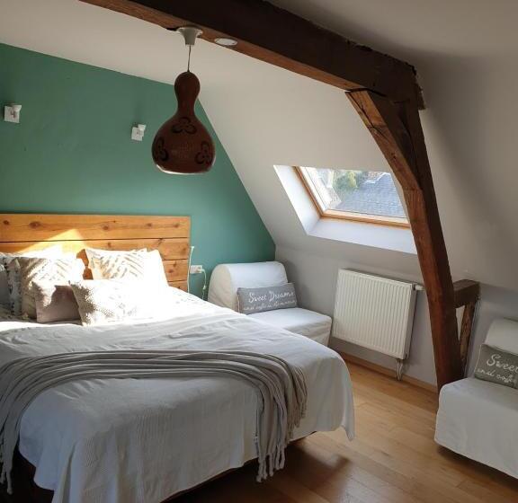Четырехместный Номер Стандарт, Escale Chambre D Hôtes Au Coeur Du Vieux Profondeville Entre Namur Et Dinant