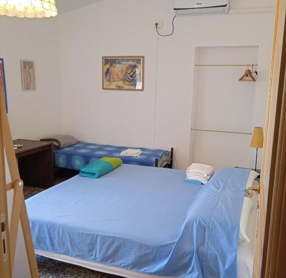 اتاق استاندارد, Lo Stazzo