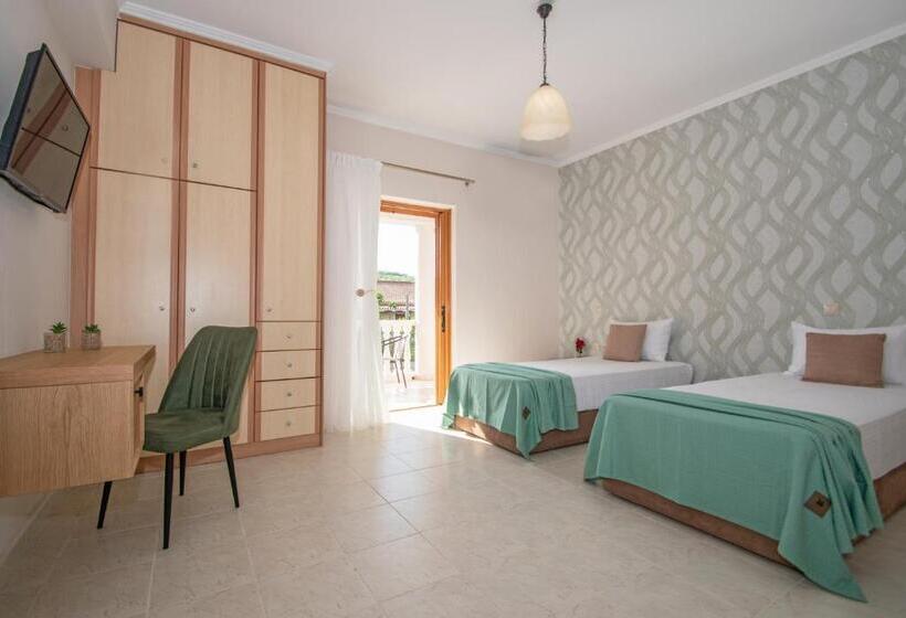 ویلای یک اتاق خوابه با استخر شنا, Kozanos Hotel & Suites