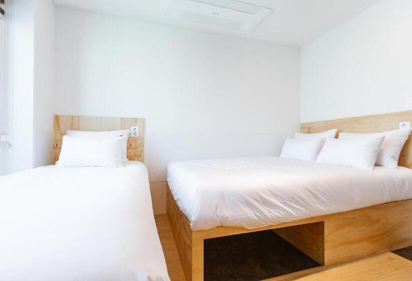 اتاق استاندارد سه نفره, Seoulite Inn Myeongdong Formerly   Step Inn Myeongdong 2