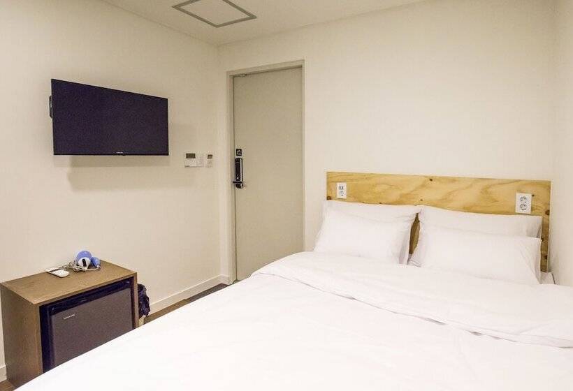 اتاق استاندارد سه نفره, Seoulite Inn Myeongdong Formerly   Step Inn Myeongdong 2