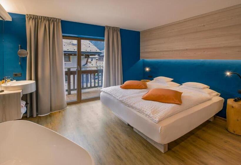 اتاق سوپریور با بالکن, Bivio Hotel Plaza