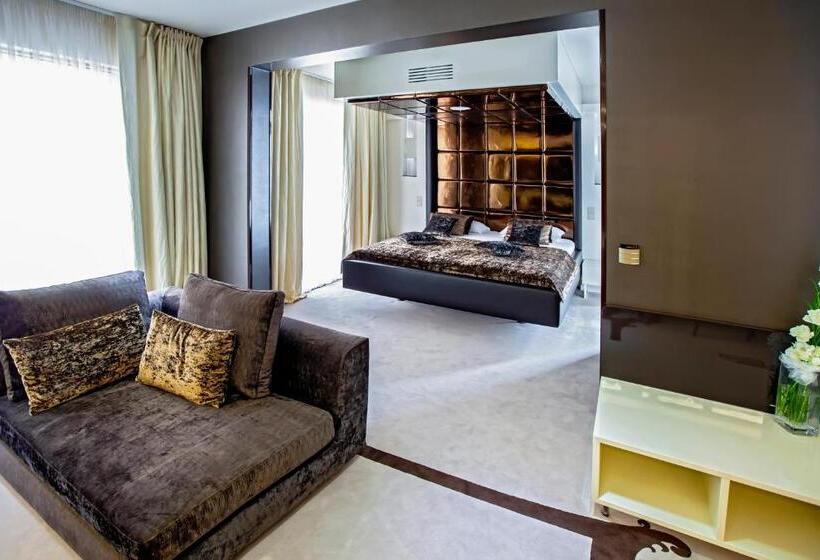 سوئیت جونیور با تخت بزرگ, Damianii Luxury Boutique Hotel & Spa