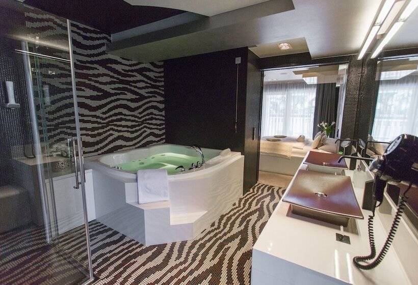 Deluxe Suite Sea View, Damianii Luxury Boutique Hotel & Spa