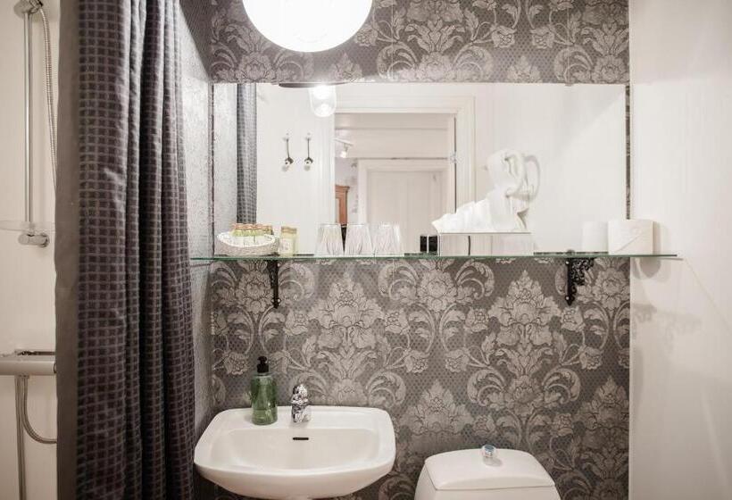 اتاق اکونومی, Grand Hotel Lysekil