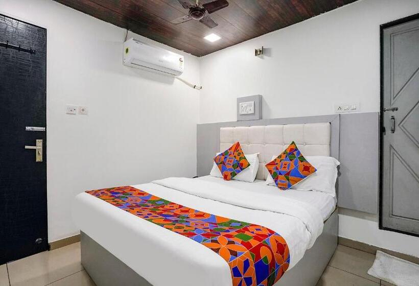 Quarto Deluxe, Fabexpress Park Residency   Nr Mumbai International Airport