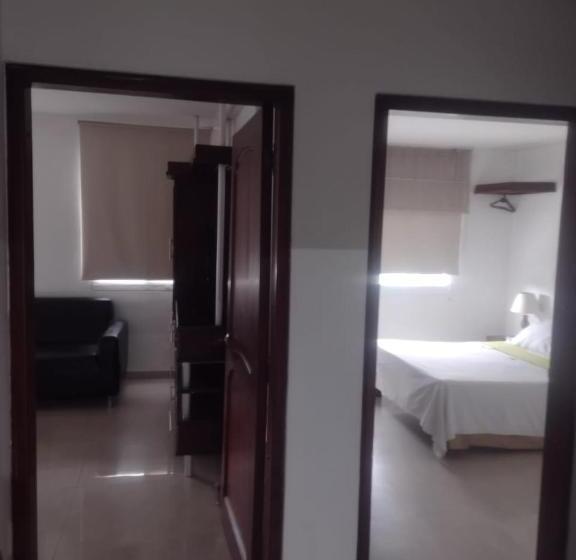 Апартаменты 2 Спальни, Aw Hotel Chipichape Urban